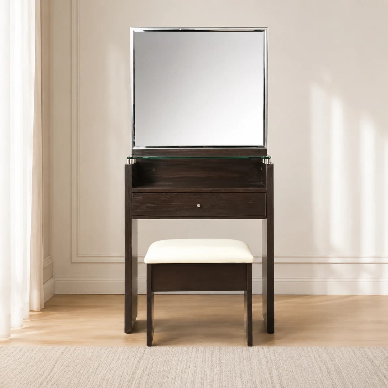Amber Dresser